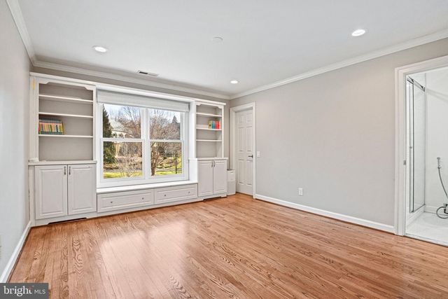 1411 WOODHURST BLVD, Mclean, VA 22102