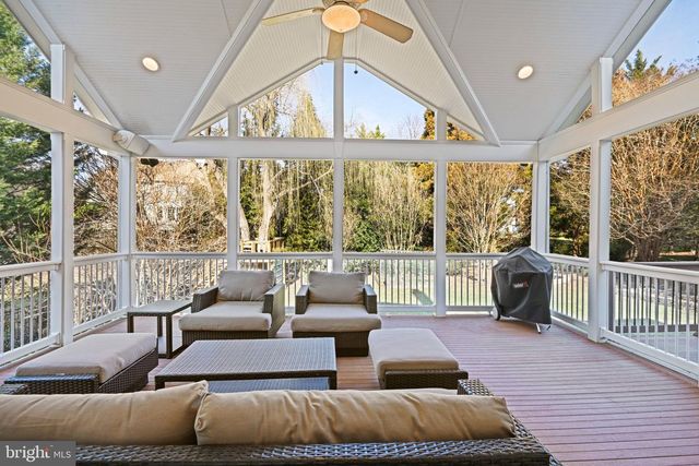 1411 WOODHURST BLVD, Mclean, VA 22102