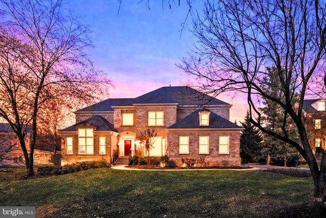 1411 WOODHURST BLVD, Mclean, VA 22102