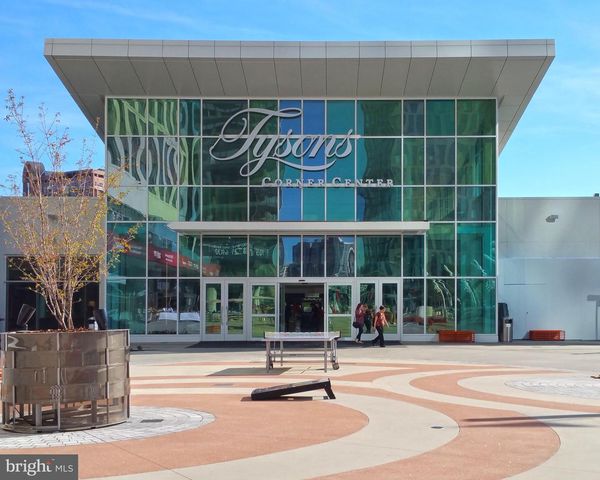 1411 WOODHURST BLVD, Mclean, VA 22102