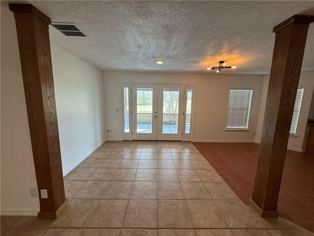 16977 Heartland Circle, Robertsdale, AL 36567