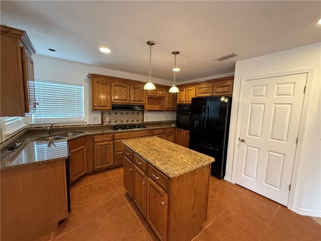 16977 Heartland Circle, Robertsdale, AL 36567