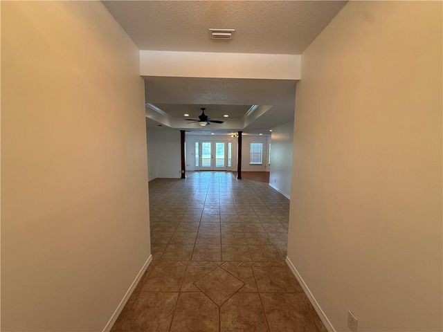 16977 Heartland Circle, Robertsdale, AL 36567