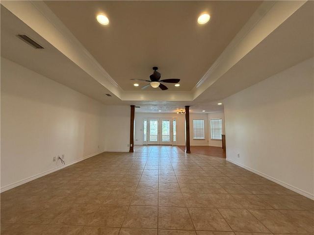 16977 Heartland Circle, Robertsdale, AL 36567