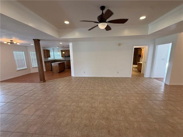 16977 Heartland Circle, Robertsdale, AL 36567