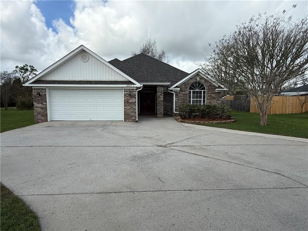 16977 Heartland Circle, Robertsdale, AL 36567