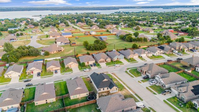 1357 Beach Drive, Pelican Bay, TX 76020