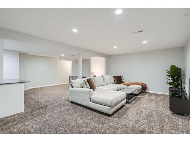 9580 W 12th Pl, Lakewood, CO 80215