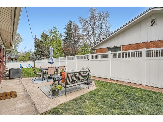 9580 W 12th Pl, Lakewood, CO 80215