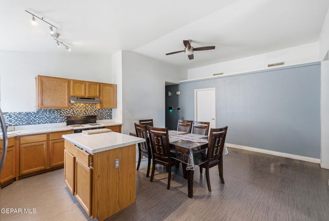 305 De Stefano Lane, Horizon City, TX 79928
