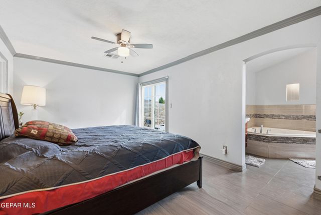 305 De Stefano Lane, Horizon City, TX 79928
