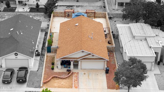 305 De Stefano Lane, Horizon City, TX 79928