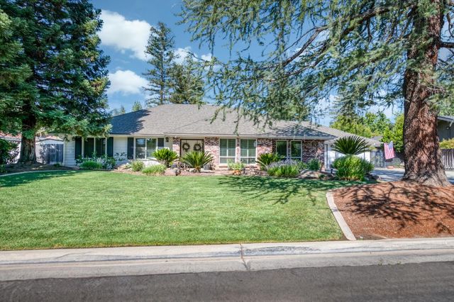 5429 N Pleasant, Fresno, CA 93711