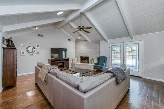 5429 N Pleasant, Fresno, CA 93711