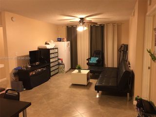 2600 S University Drive 221, Davie, FL 33328