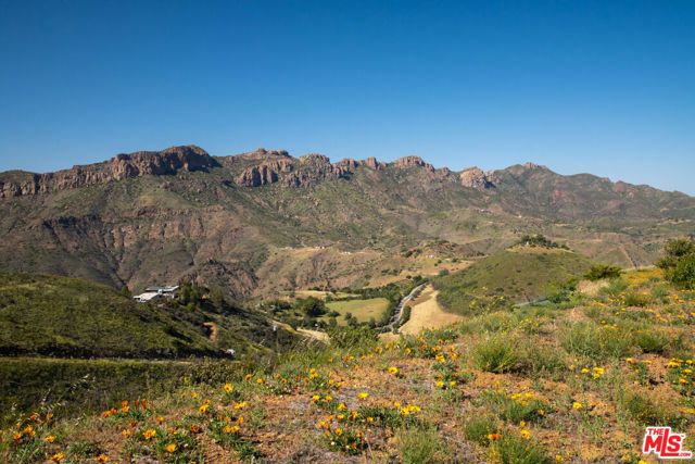 9522 Cotharin Road, Malibu, CA 90265