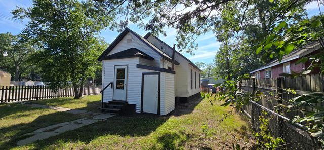 2744 8th Street, Muskegon Heights, MI 49444