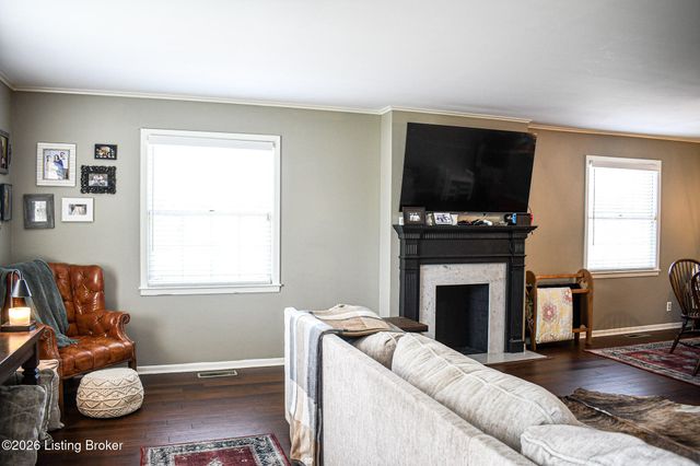 104 Reservoir Rd, Frankfort, KY 40601