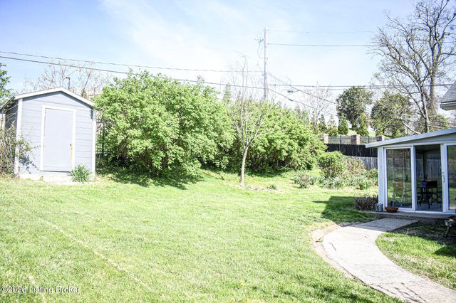 104 Reservoir Rd, Frankfort, KY 40601