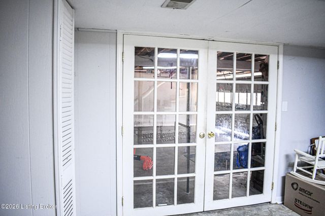 104 Reservoir Rd, Frankfort, KY 40601