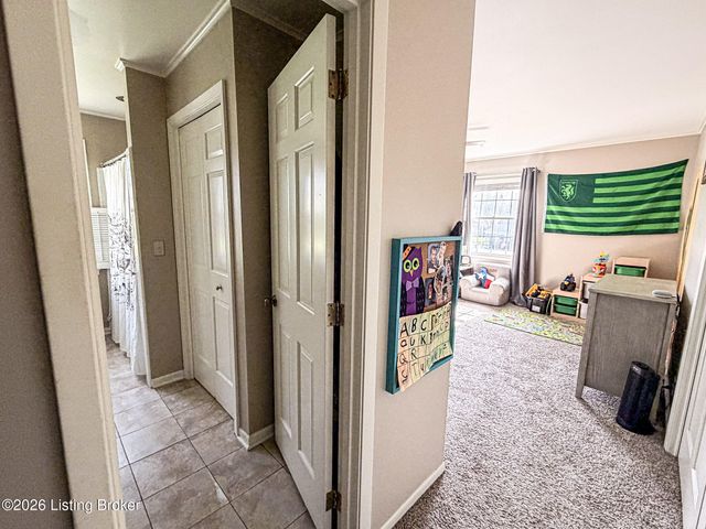 104 Reservoir Rd, Frankfort, KY 40601