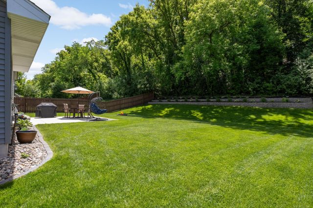 18911 Embers Avenue, Farmington, MN 55024