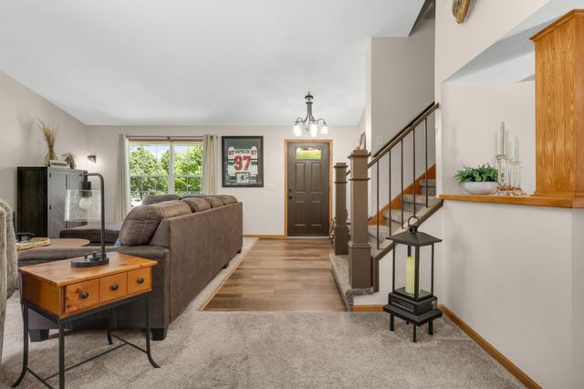 18911 Embers Avenue, Farmington, MN 55024