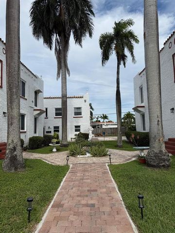 817 Tyler Street 2, Hollywood, FL 33019