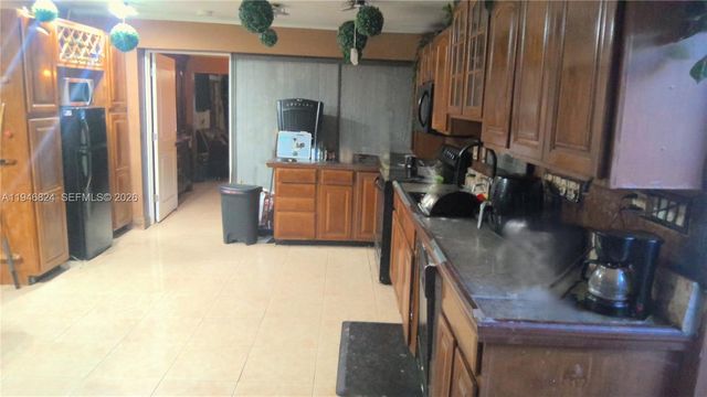 2930 NW 87th Ter, Miami, FL 33147