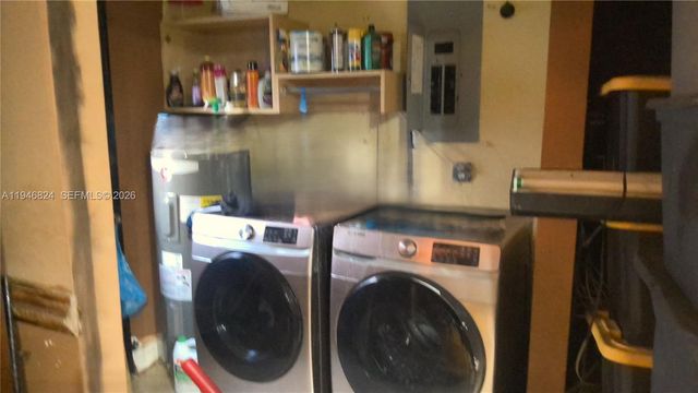 2930 NW 87th Ter, Miami, FL 33147