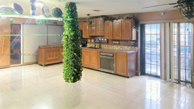 2930 NW 87th Ter, Miami, FL 33147