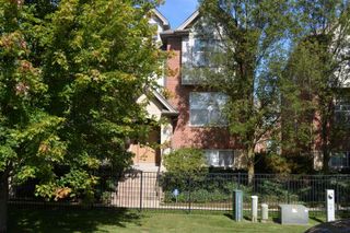 220 River Front Drive, Mount Prospect, IL 60056