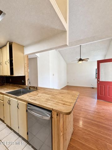 6664 STAR OF INDIA Lane, El Paso, TX 79924