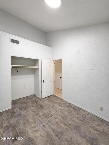 6664 STAR OF INDIA Lane, El Paso, TX 79924