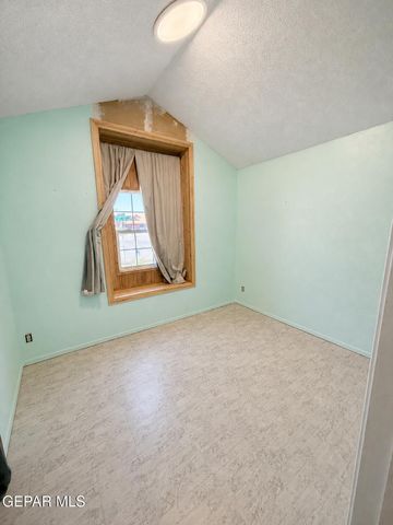6664 STAR OF INDIA Lane, El Paso, TX 79924