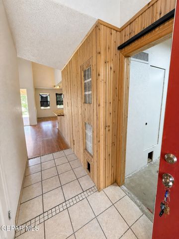6664 STAR OF INDIA Lane, El Paso, TX 79924