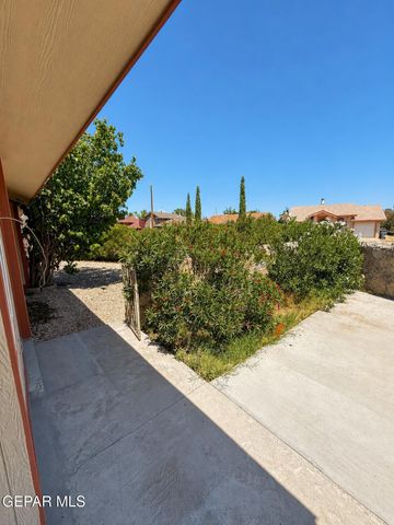6664 STAR OF INDIA Lane, El Paso, TX 79924