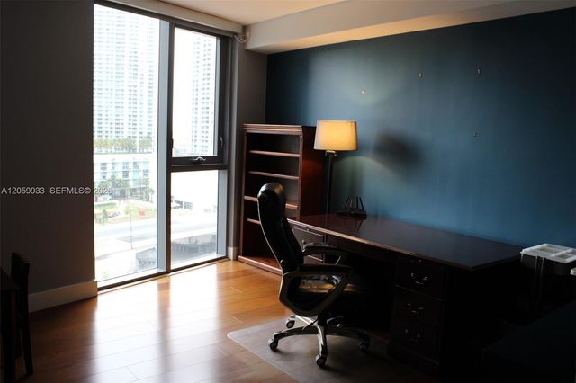 31 SE 6th Street 1801, Miami, FL 33131