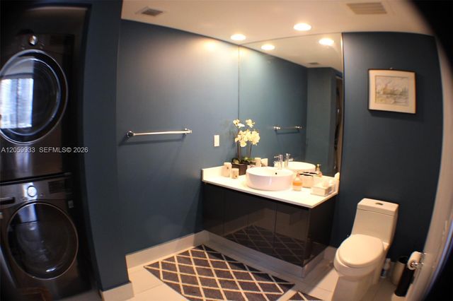 31 SE 6th Street 1801, Miami, FL 33131