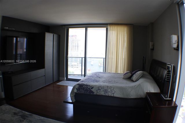 31 SE 6th Street 1801, Miami, FL 33131