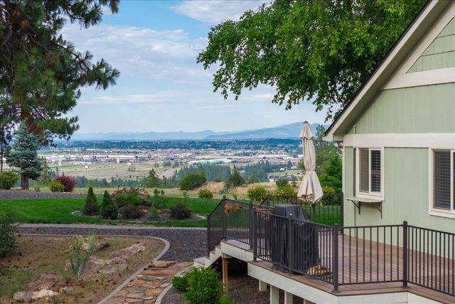 2712 N Chase Ln, Liberty Lake, WA 99019