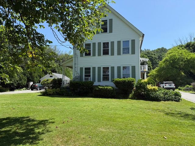 19 Greenville St, Spencer, MA 01562