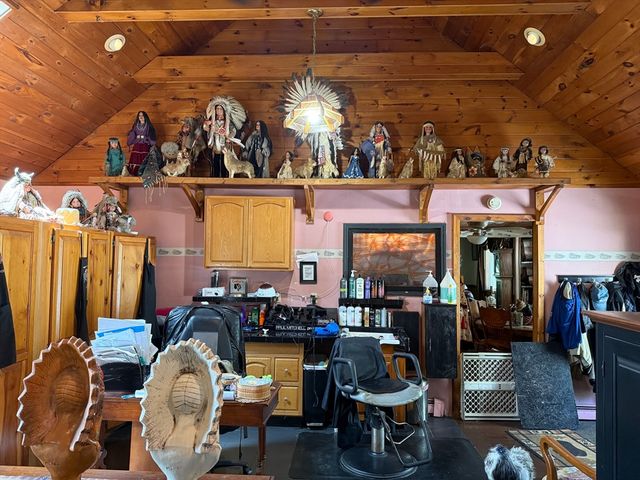 19 Greenville St, Spencer, MA 01562