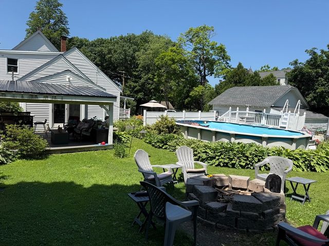 19 Greenville St, Spencer, MA 01562