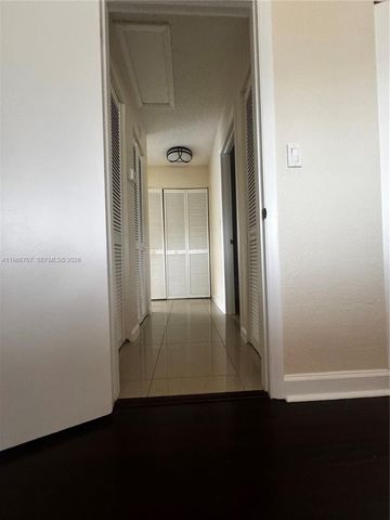 9905 NW 66th St D21, Tamarac, FL 33321