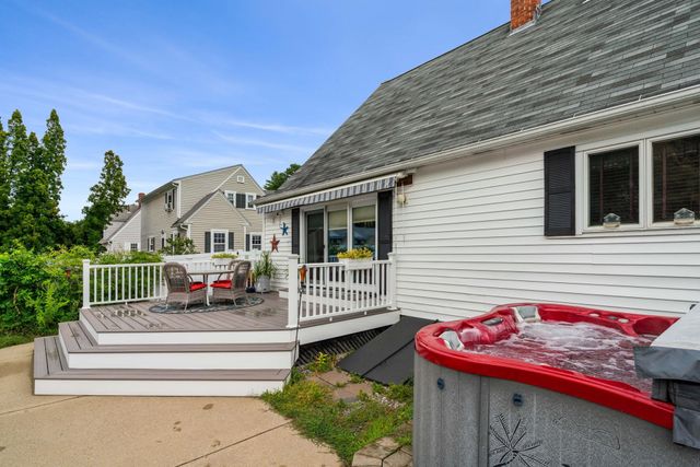 711 South Main Street, Manchester, NH 03102