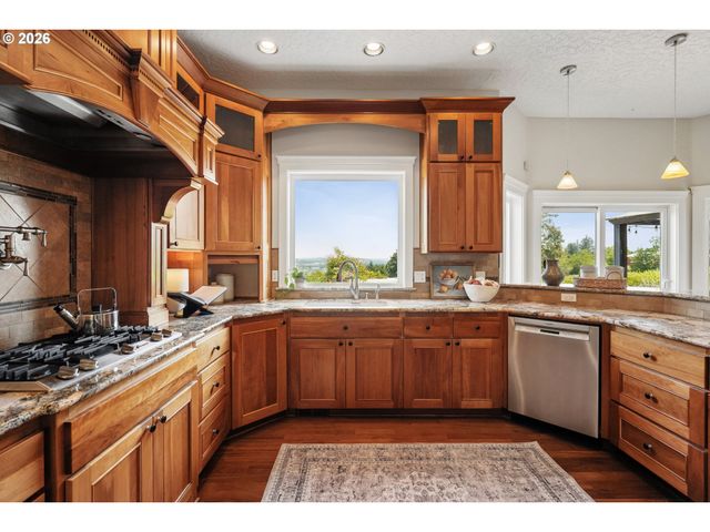 32907 Sw LAURELVIEW Rd, Hillsboro, OR 97123