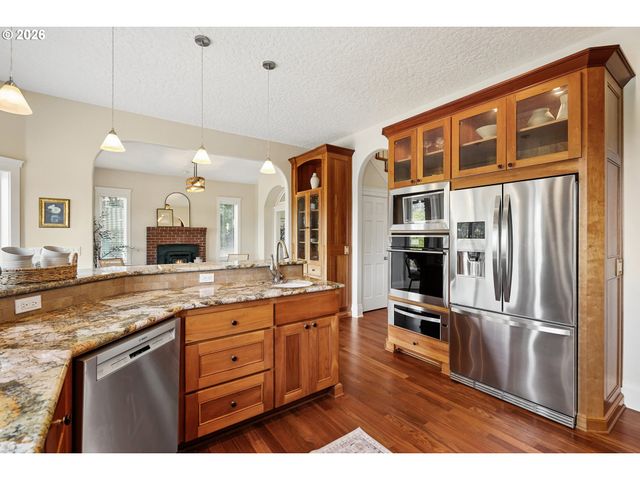 32907 Sw LAURELVIEW Rd, Hillsboro, OR 97123