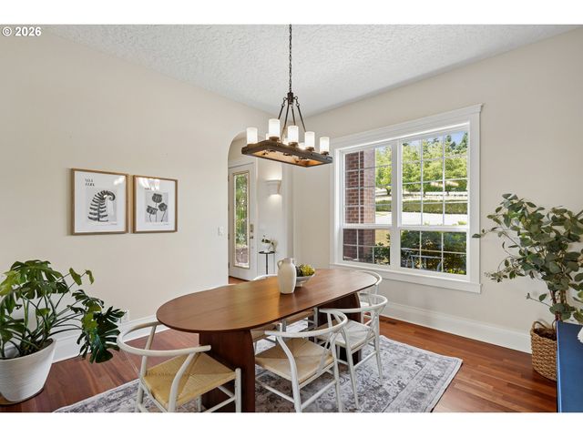 32907 Sw LAURELVIEW Rd, Hillsboro, OR 97123