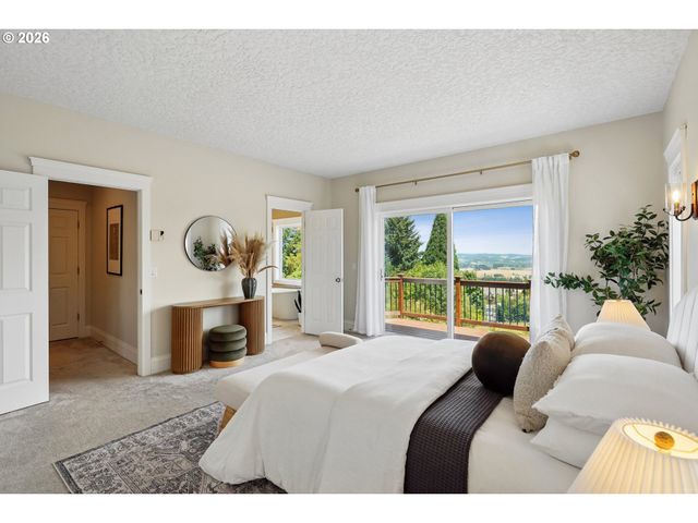 32907 Sw LAURELVIEW Rd, Hillsboro, OR 97123